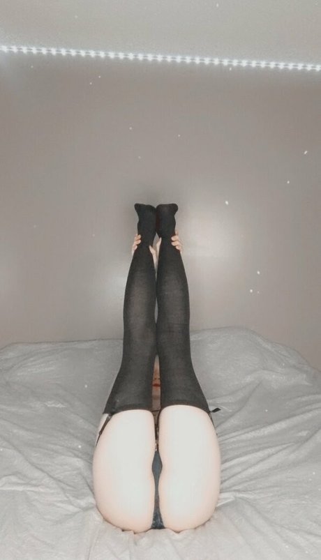 tailored2fit4u naked model pics