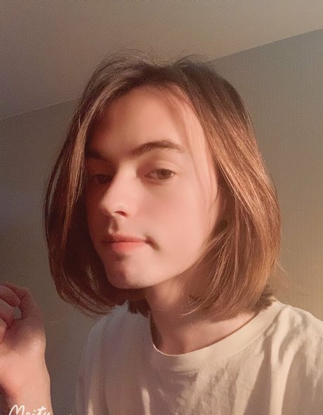 Dilanmoritz pretty pornstar pictures