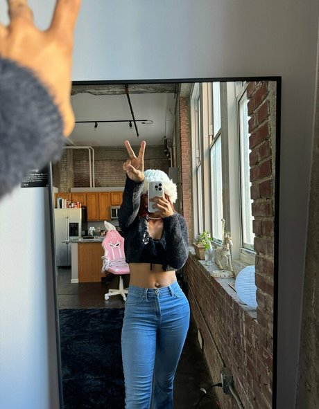 milasapothecary pornstar art photos