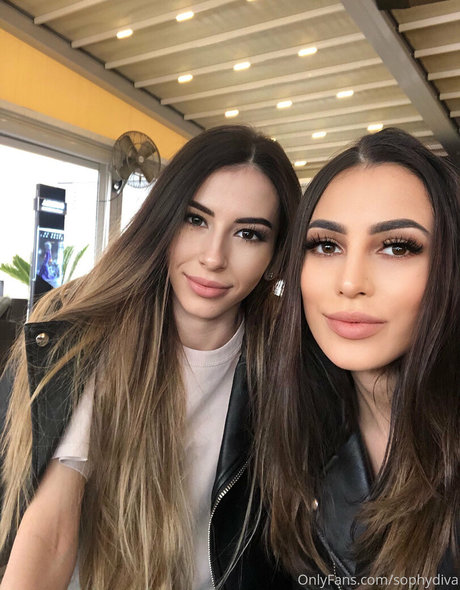 Sophydiva pornstar pretty photos