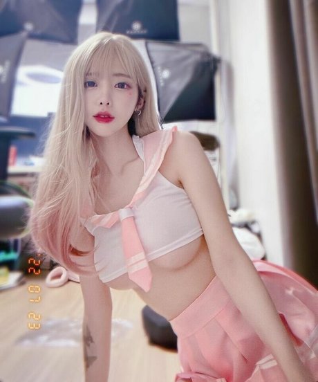 cinnamoroll model porn gallery