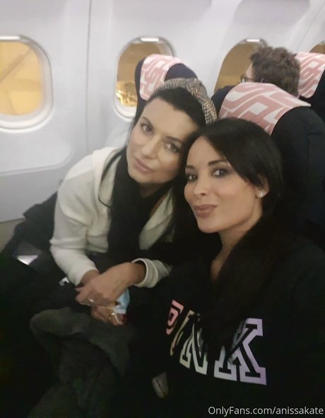 Anissakate pornstar free pics