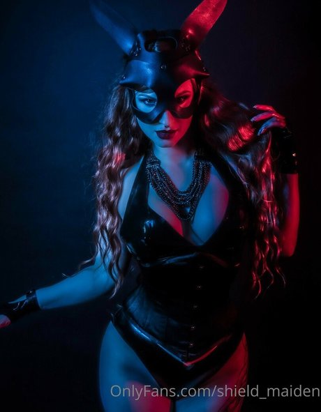 Ruby True model pretty pics