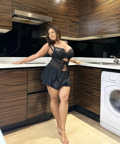 Charu S star sexy image