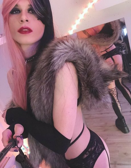 rucheyenne beautiful actress galleries