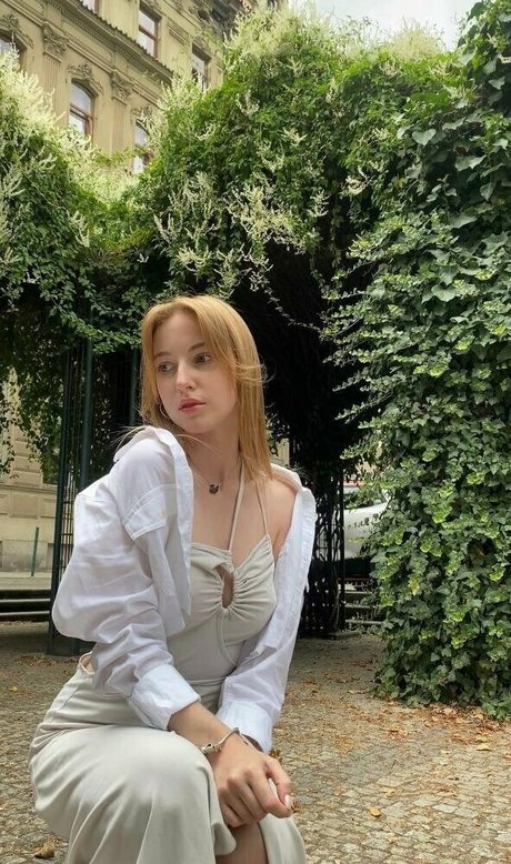 lil mia adult actress pics