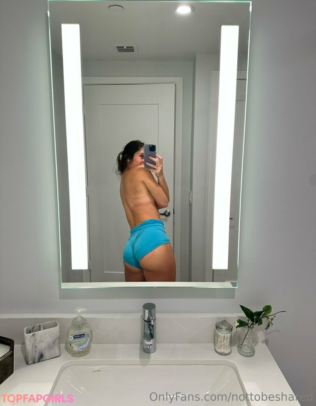 nottobeshared pornstar xxx images