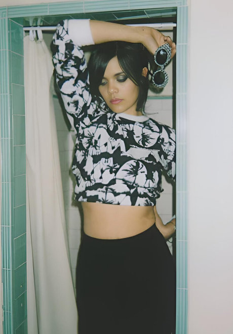 Natasha Khan model erotic picture