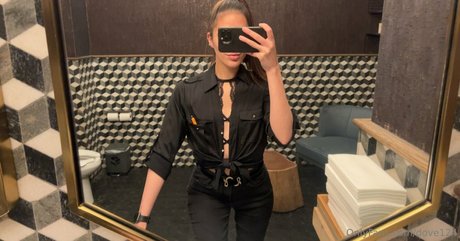 dove124 pornstar adult pictures