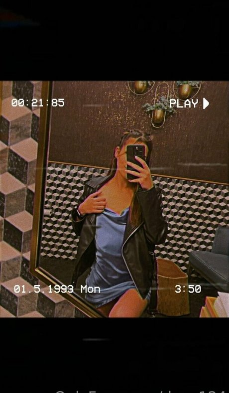 dove124 free model pics