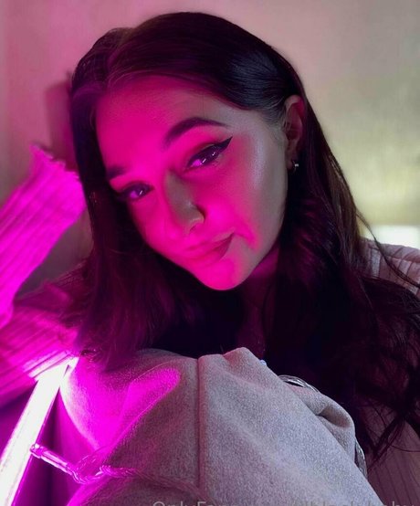 mari babe love sex model archive