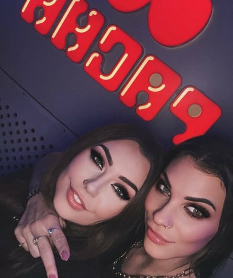 Miss sofia x high quality actress pic