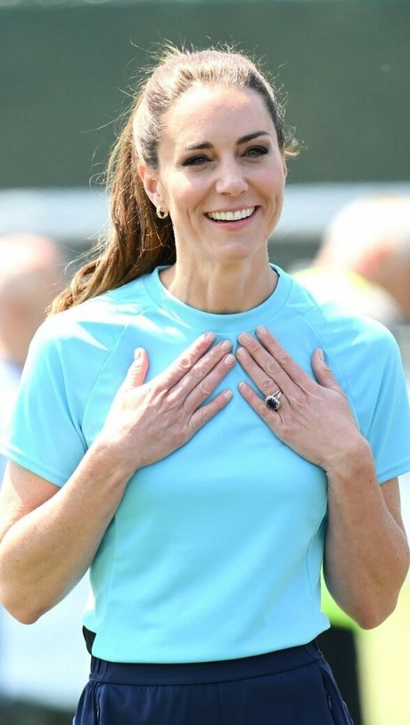 Kate Middleton adult star pic
