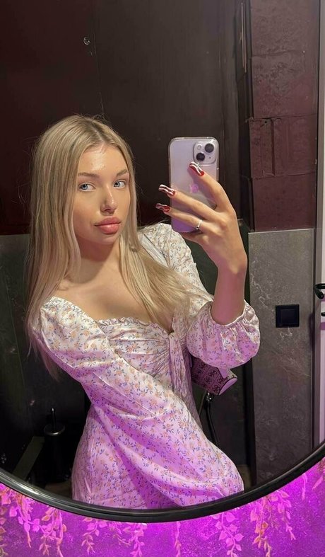 m i l aa nudes actress pictures