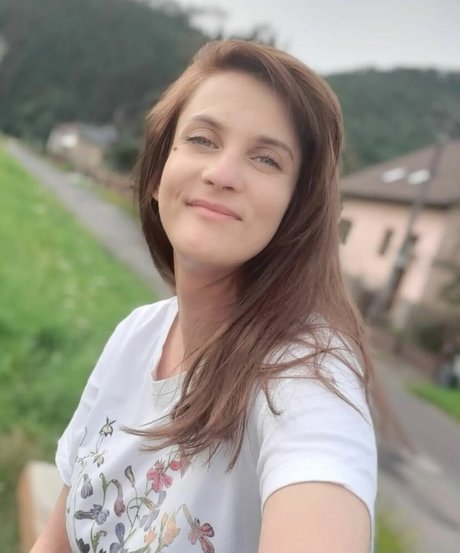 BunnyZuz erotic actress images