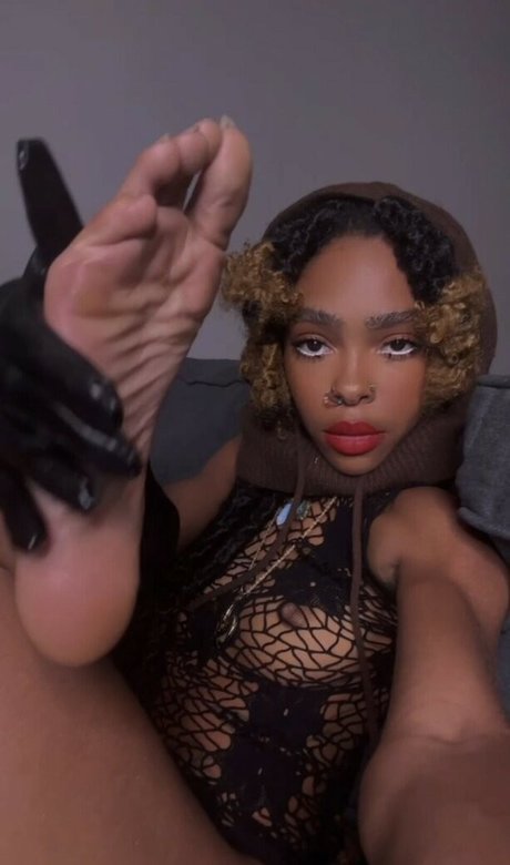 Zafeetllc sex star pictures