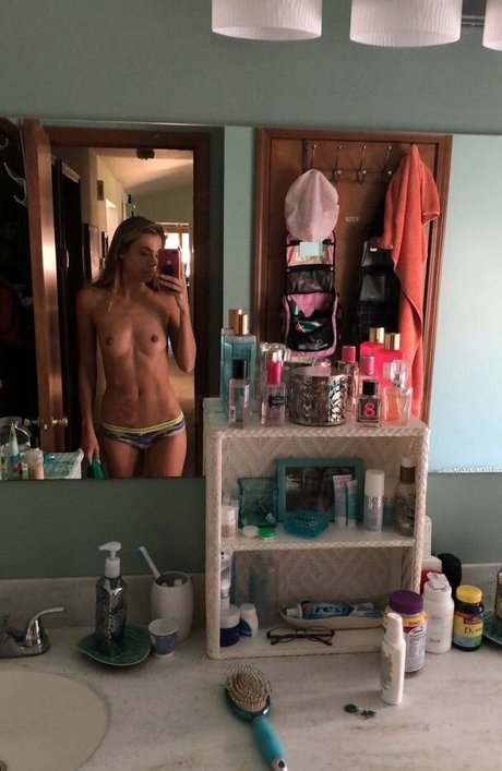 Sarah Jolz pornstar hd photos