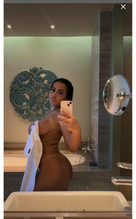 bellamai x adult star image