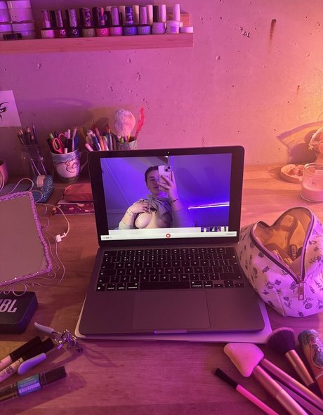 bellaahh42 star naked pics