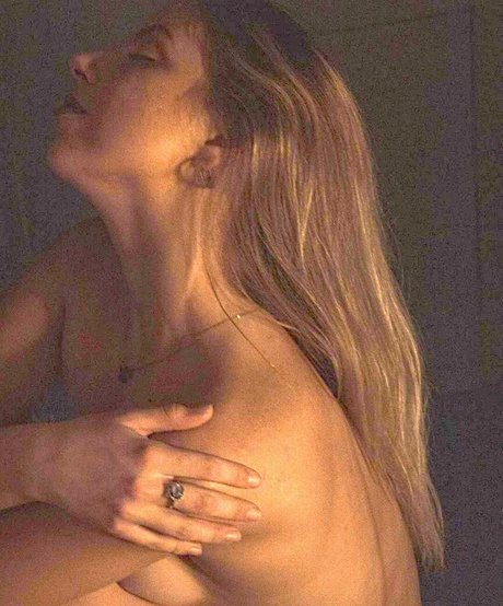 Lia Swan top star photo