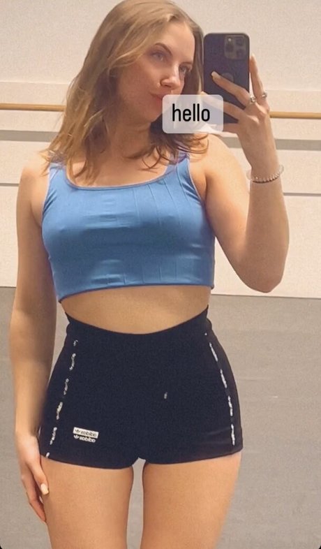 Lia Swan erotic pornstar pictures