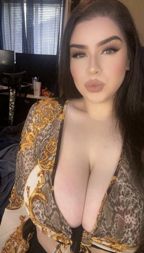 Liiinduh pretty pornstar picture