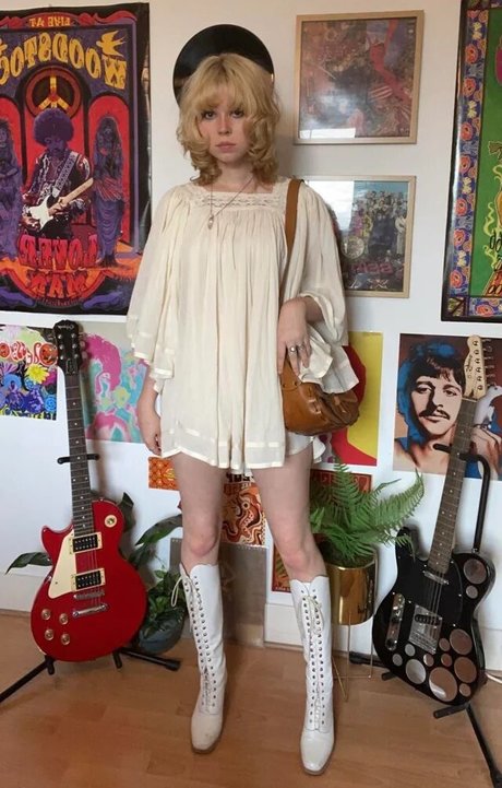 Issy Allen actress photos