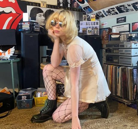 Issy Allen star xxx images