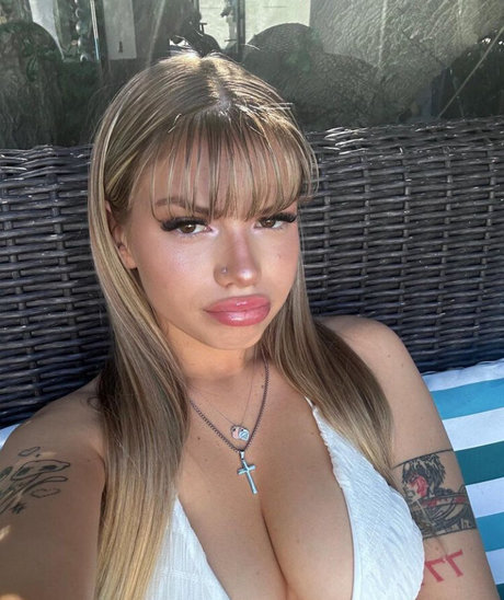 Popsmokes model top pictures