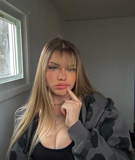 Popsmokes art actress photos