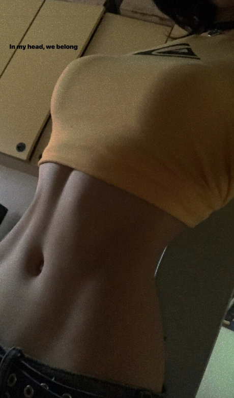 Maxima Sahar hot star image