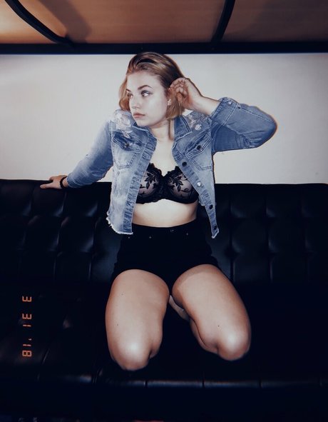 Ruth Choate star hot pics