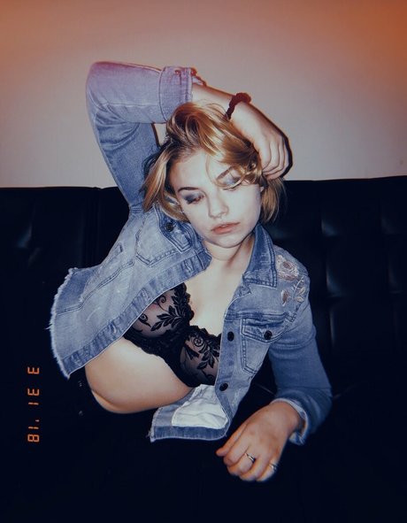 Ruth Choate star naked picture