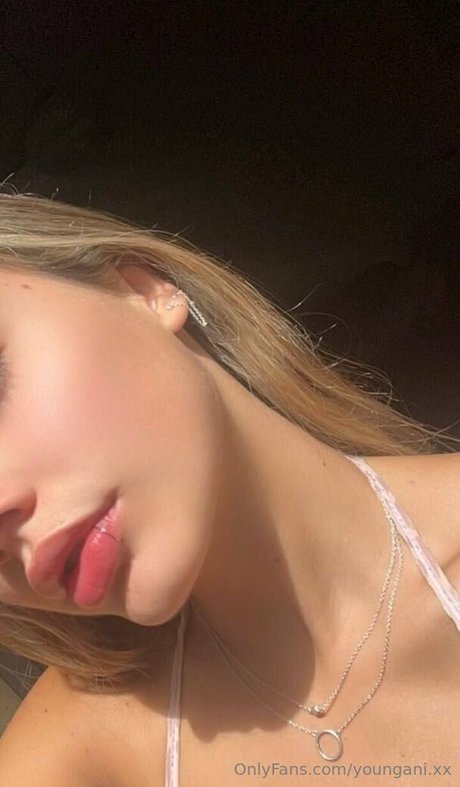 youngani xx erotic star img