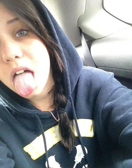 Emily Giangaspro hd star pics