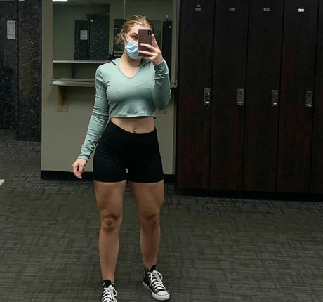 Alysia Kelley nude actress pictures