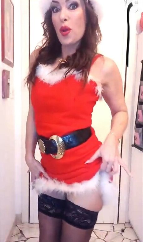 Sheila Grembiule model high quality photos