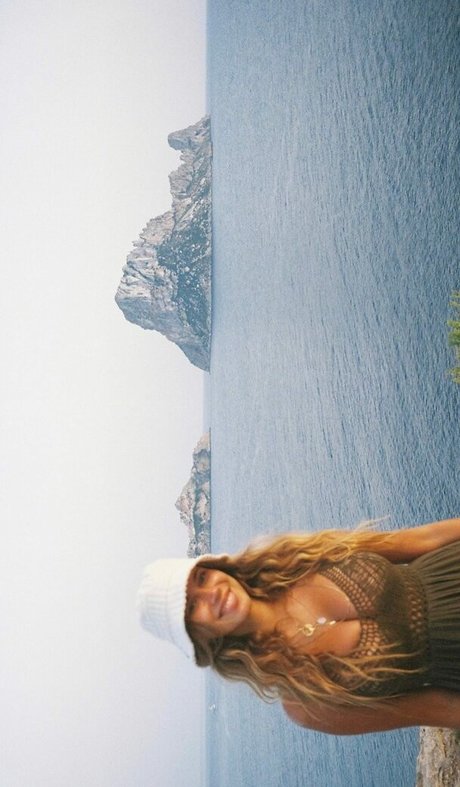 pia__kim nudes model pic