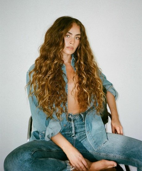 Leore Hayon pornstar hd picture