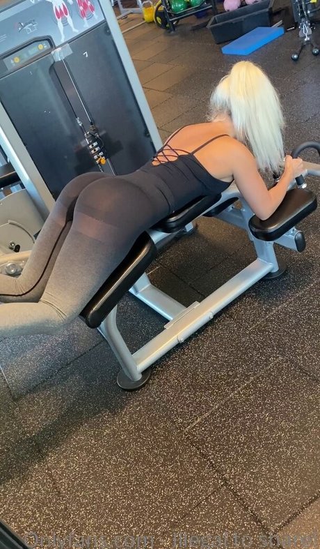 Cuurvybabe pornstar sexy photo