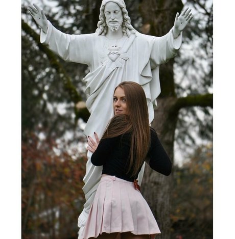 Brenna Winters beautiful star galleries