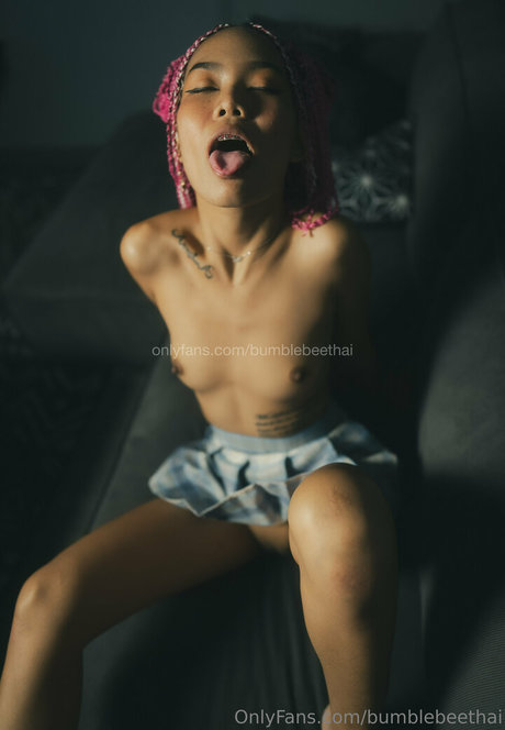 bumblebeethai pretty pornstar img