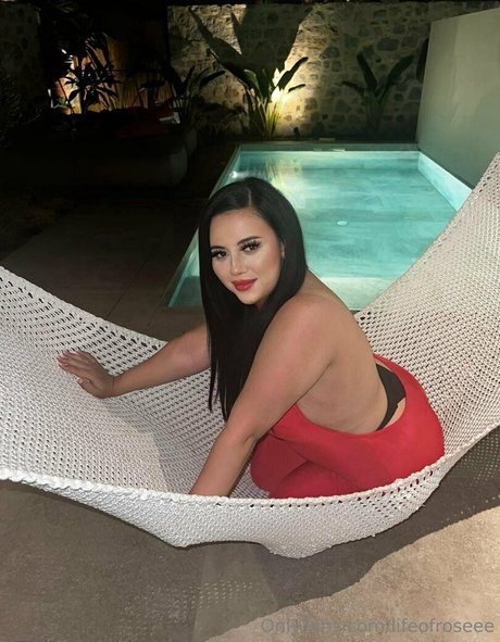 lifeofroseee model sex photo