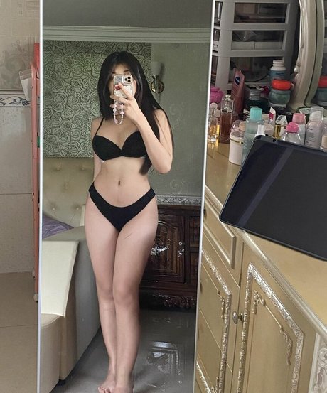 Juu Lynn sexy pornstar archive