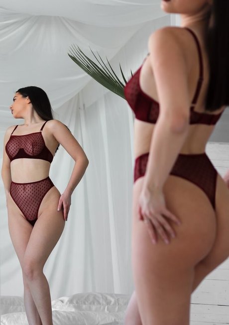 Vitalia Tavorskaya model pornographic pictures