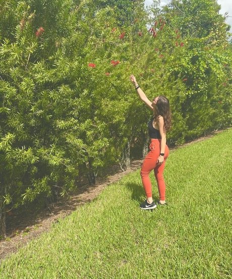 milf trans onlyfans art naked galleries