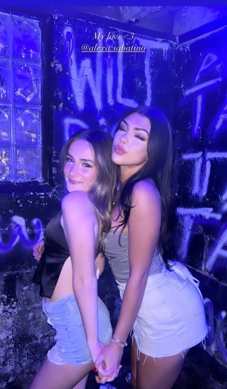 Yalibarel hd pornstar pic