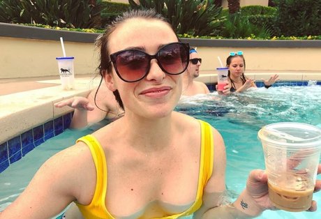 Laurel Wright star sex galleries