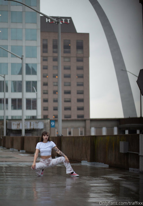 Sabrina Ann pretty model picture