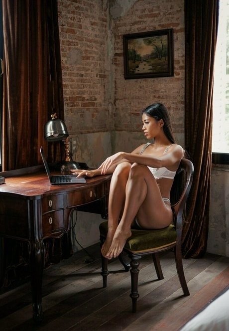 maiplaytime free model pics